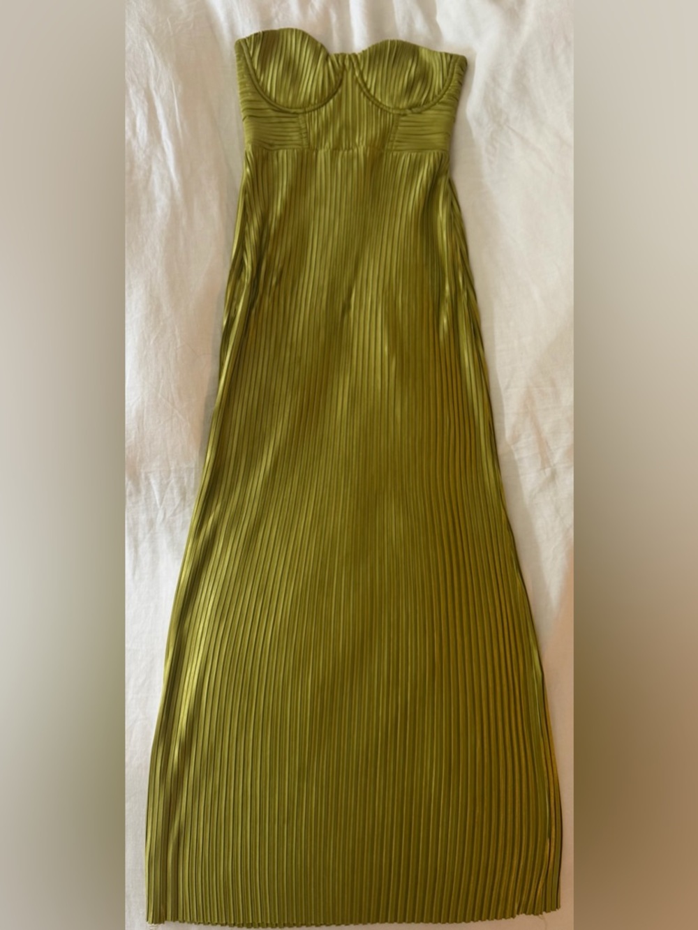 Hello Molly Olive Green Strapless Pleated Midi Dress - Picture 6 of 7